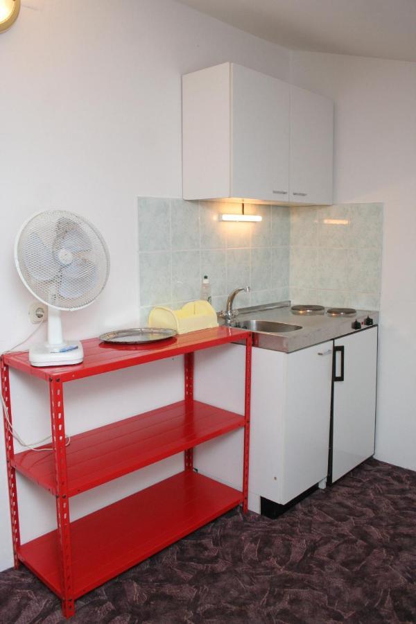 Apartments By The Sea Trpanj, Peljesac - 257 Екстериор снимка