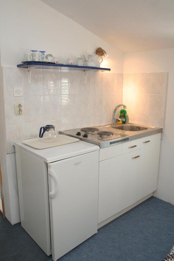Apartments By The Sea Trpanj, Peljesac - 257 Екстериор снимка
